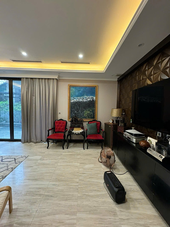 Bán biệt thự đơn lập Vườn Tùng Ecopark – 327m² + 100m² đất lưu không, Full nội thất, Sổ đỏ cầm tay